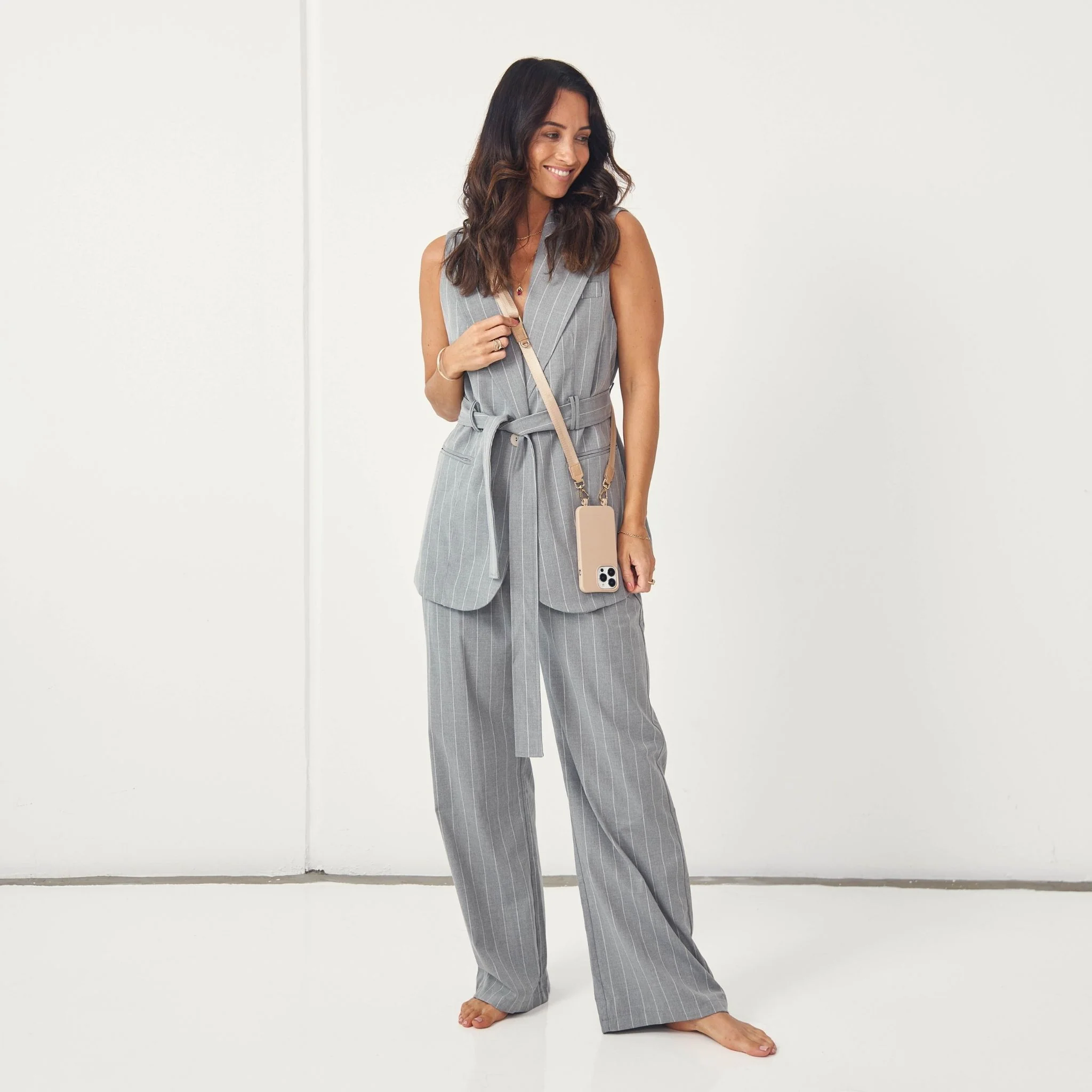 Vera Beige Leather & Nylon Crossbody Phone Lanyard - Image 10