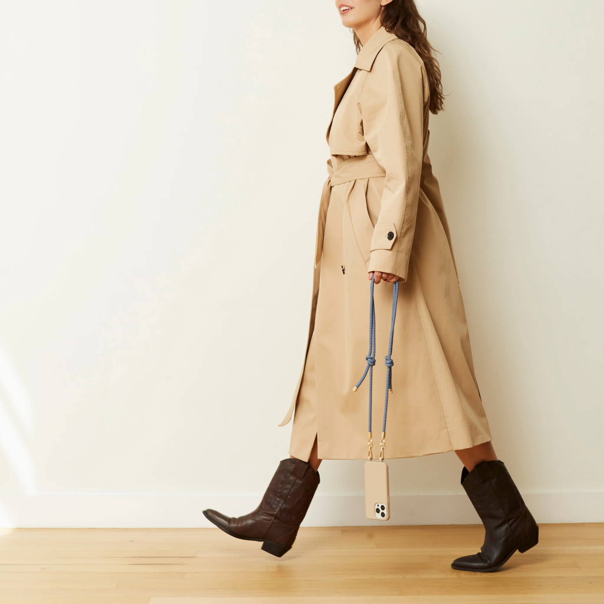 Ava Silver-Plated Crossbody Phone Chain - Image 14