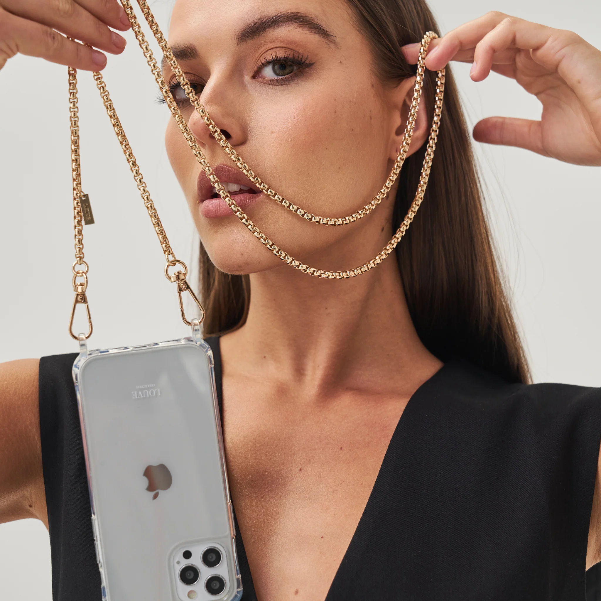 Clear Phone Case + Pearl Wristlet & Crossbody Chain + Gaia Gold-Plated Chain - Image 13