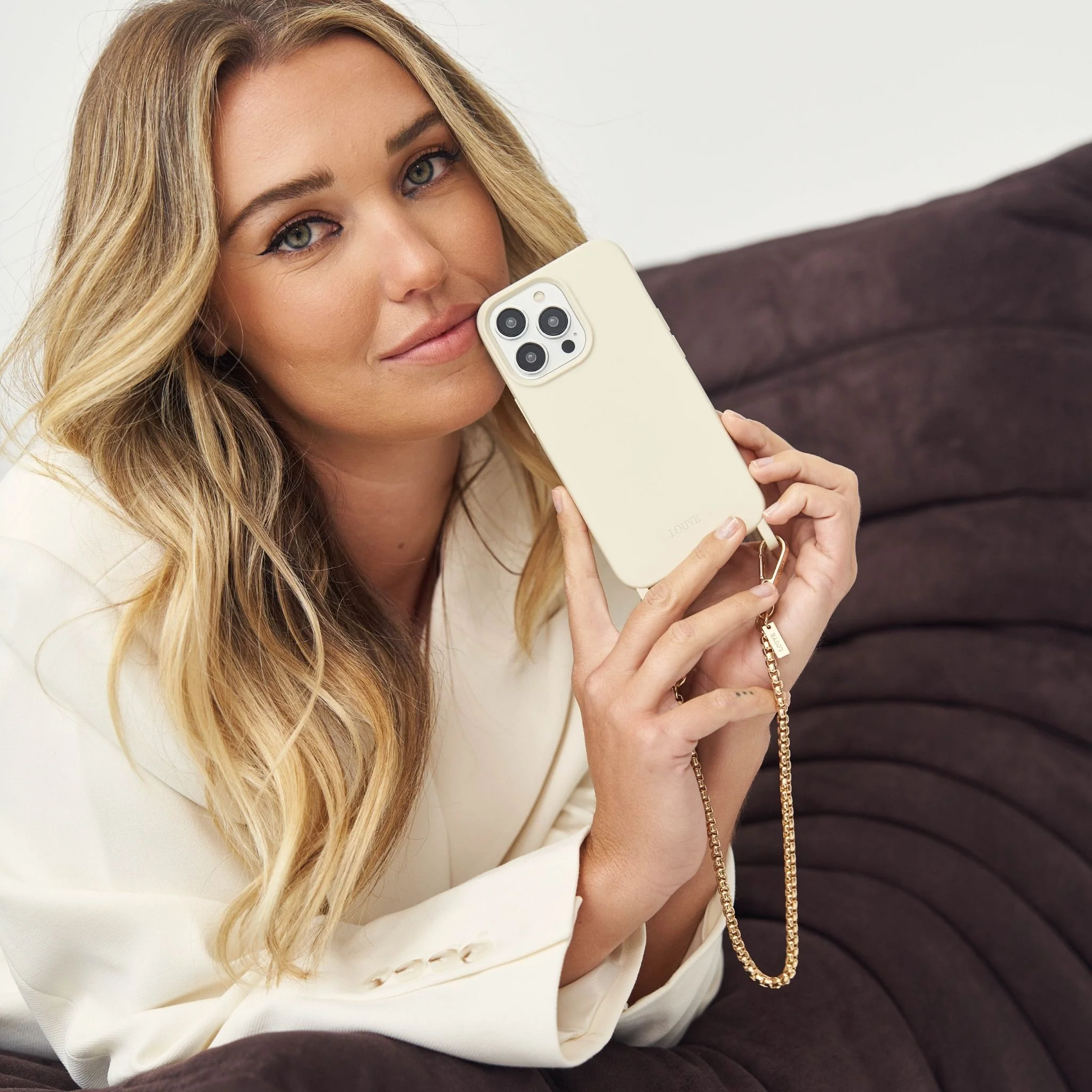 Gaia Gold-Plated Phone Wristlet - Image 5