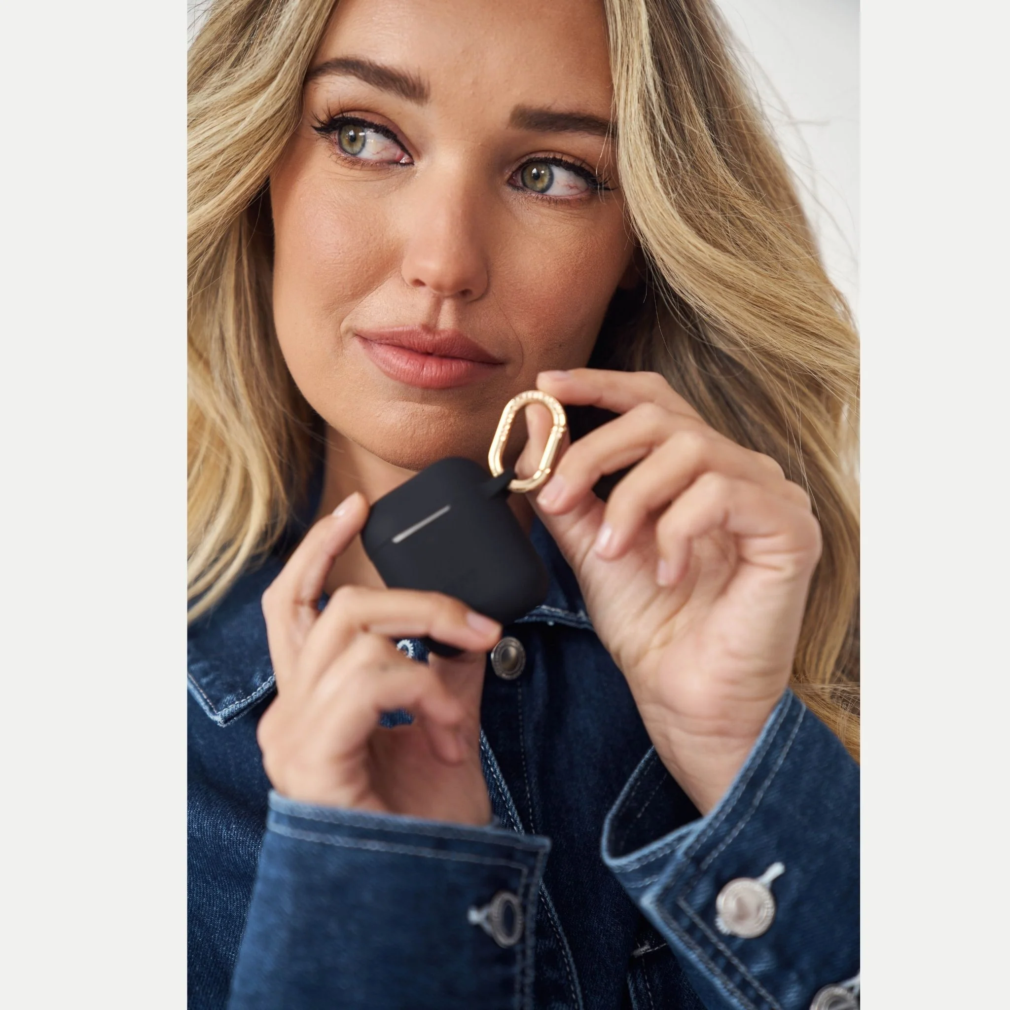 Silicone AirPods Case | Black - Image 6