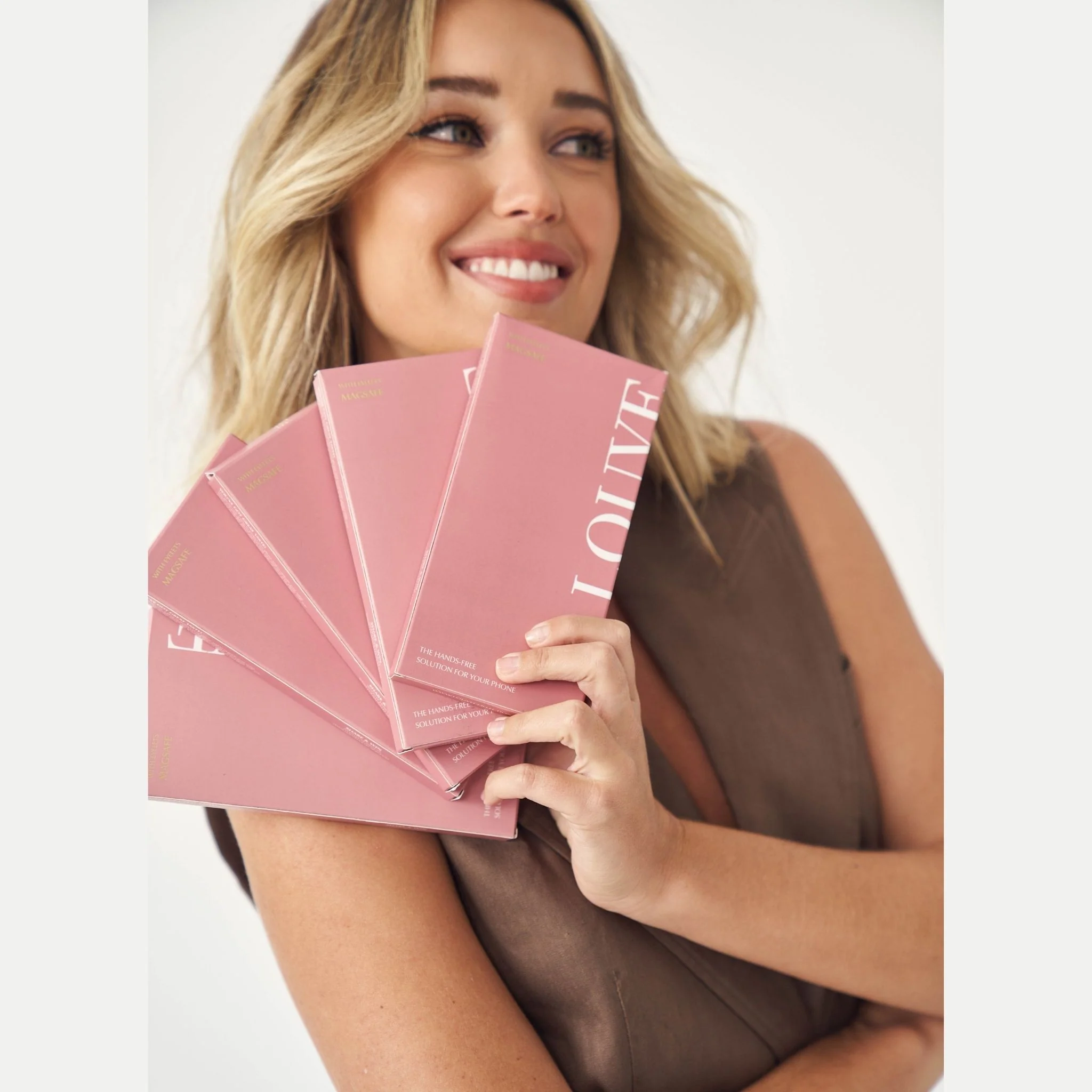 Louve Collection Gift Card - Image 10