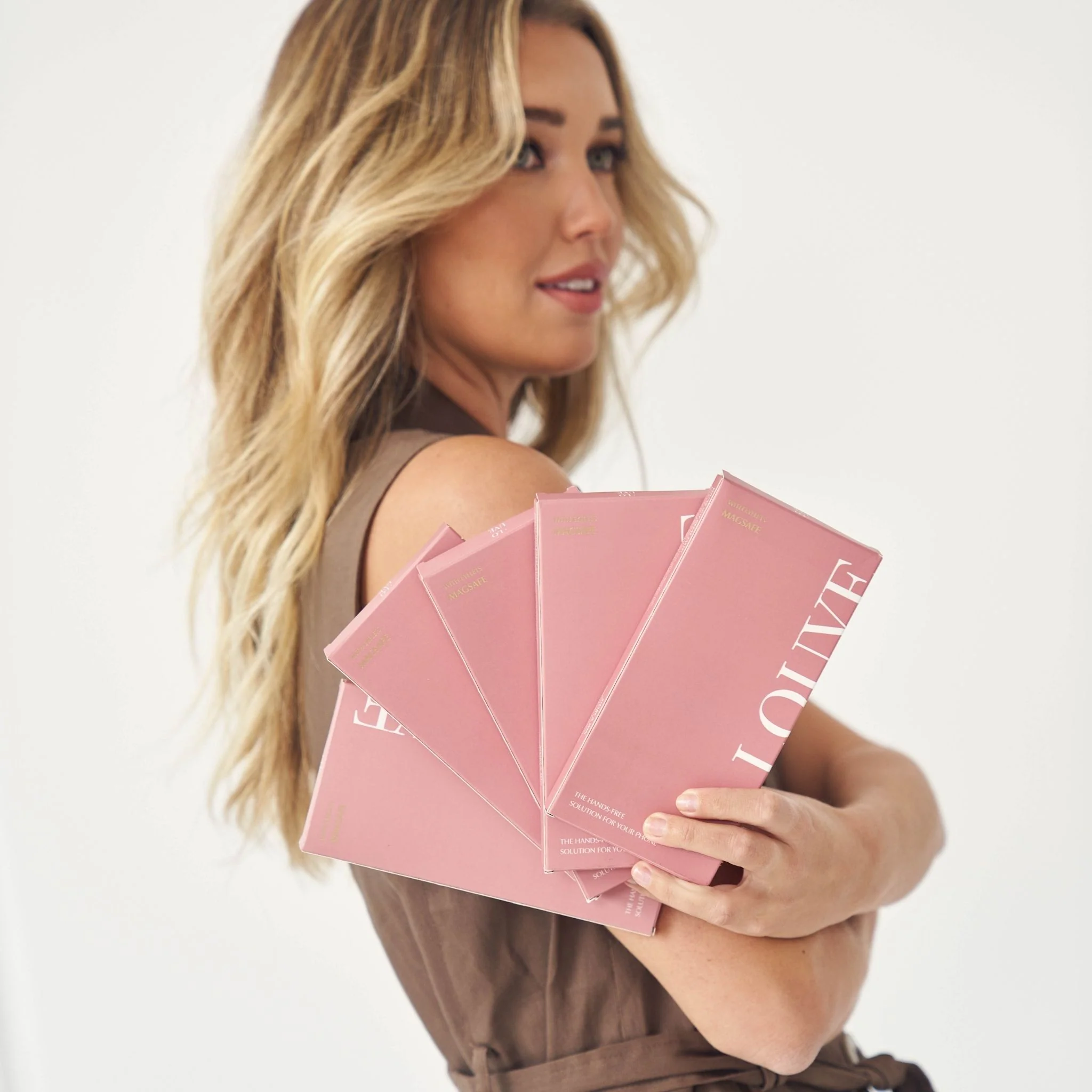 Louve Collection Gift Card - Image 11