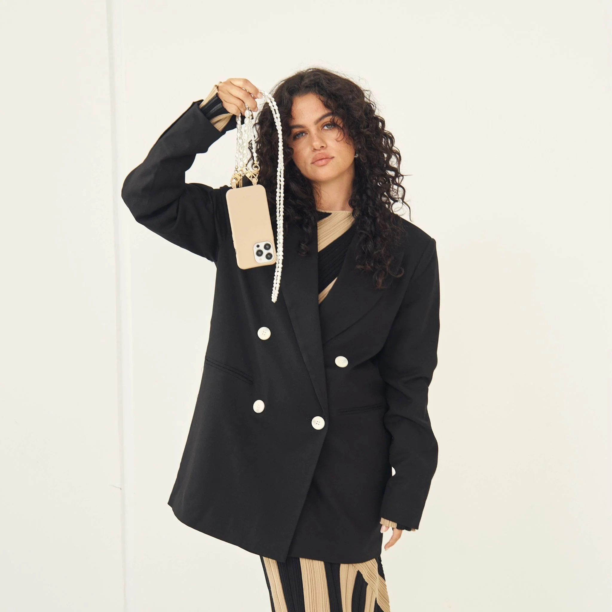 Pearl Crossbody Phone Chain - Image 18