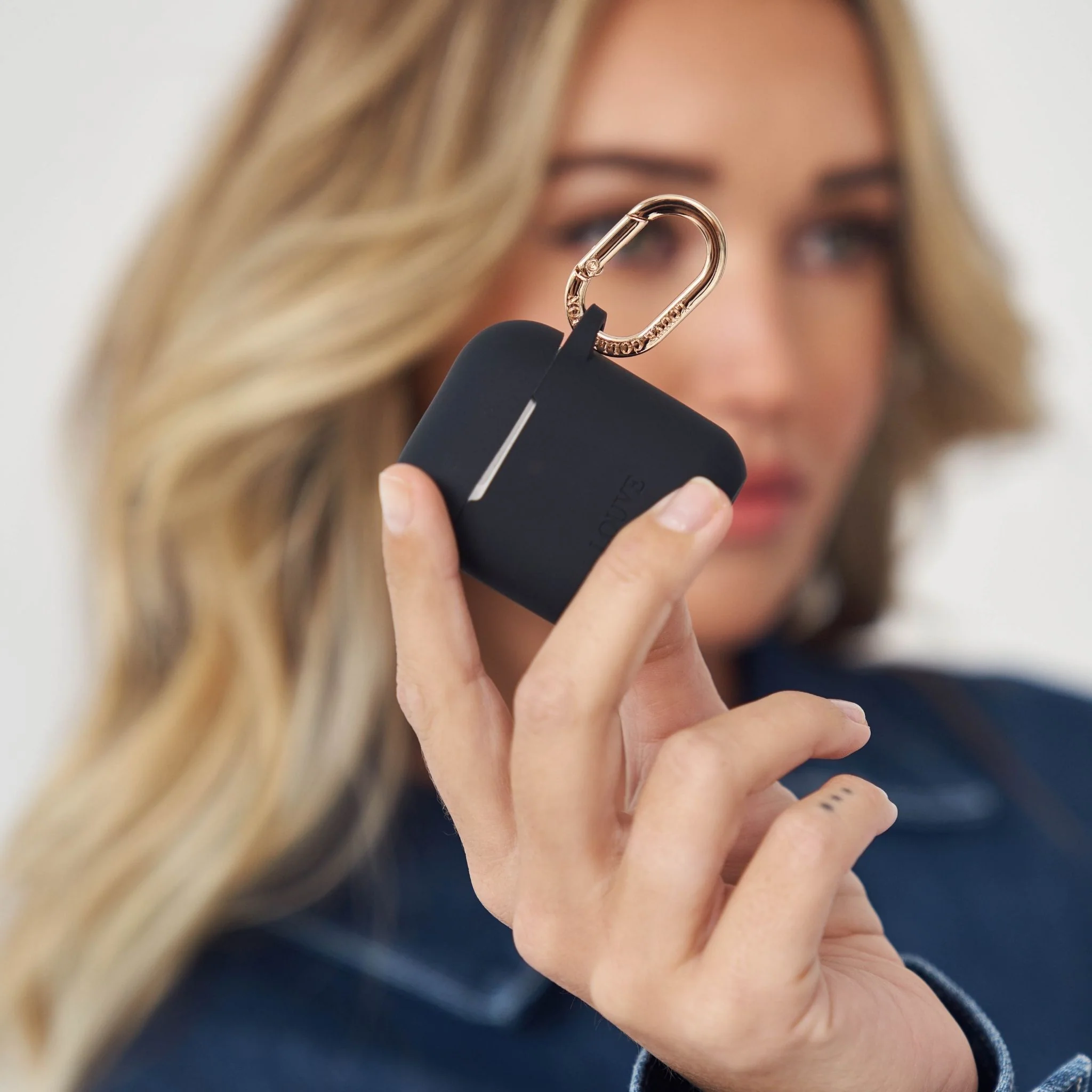 Silicone AirPods Case | Black - Image 11